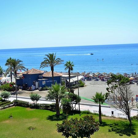 Spacious 1 Bedroom Apartment, Beach Front, Torrox Costa Ngoại thất bức ảnh